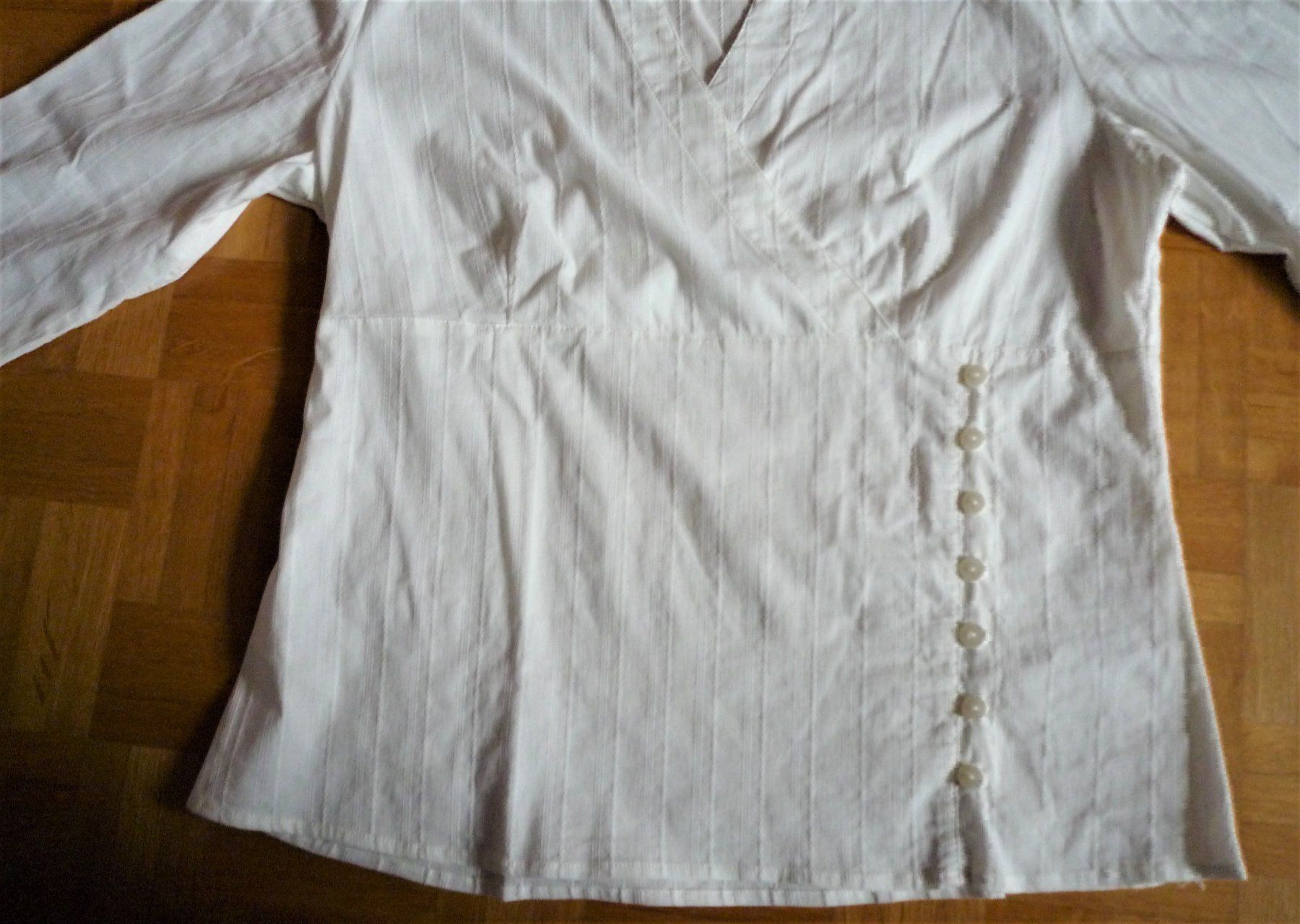 Blusen: Bluse, creme – Gebraucht aus Rafz von Sonnenblume305 1
