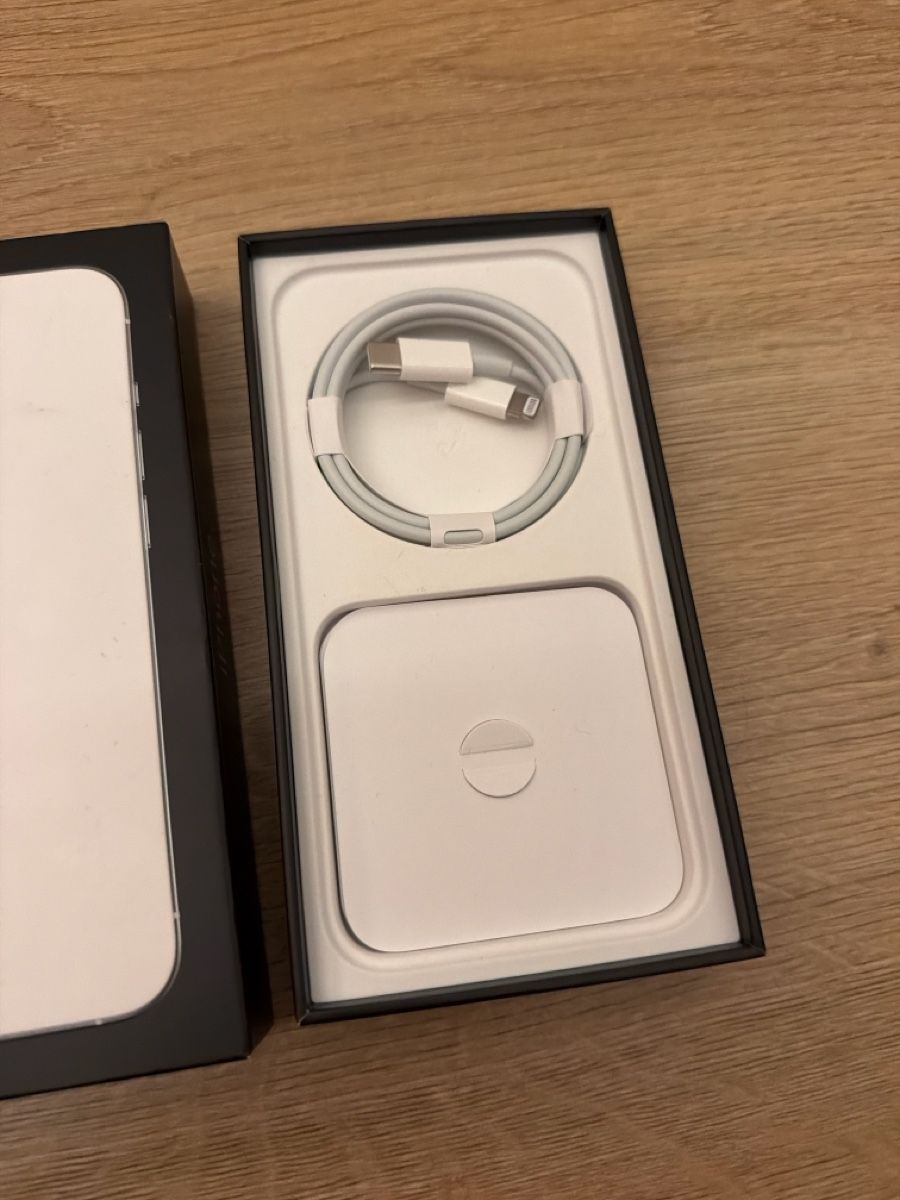 Apple Telefoni cellulari / Smartphones: iPhone 13 Pro, 1TB, Silber – Usato da Egliswil venduto da HolgerHermann 2