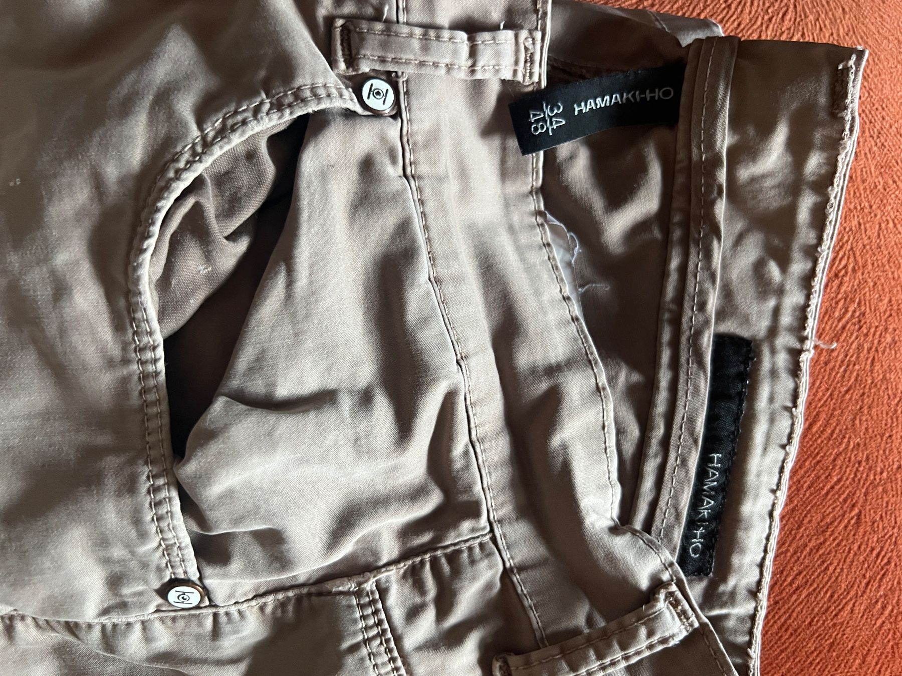 Pantaloni: 3 pantalons de marque - à débarrasser – Usato da Neuchâtel venduto da gab_f8dz 1