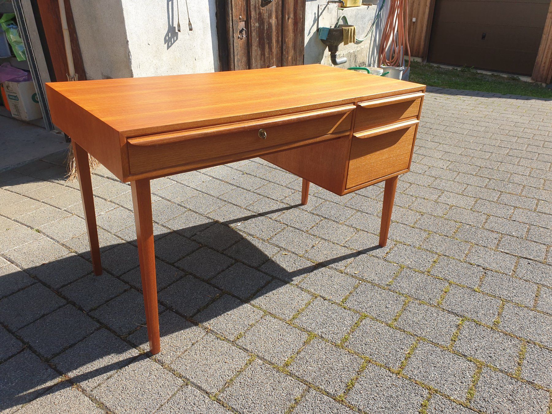 Scrivanie: Teak Pult/Schreibtisch 60jahre – Usato da rebstein venduto da spacy73