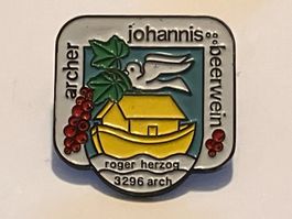 1 Pin Archer Johannisbeerwein
