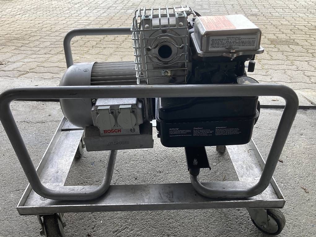Stromgeneratoren: Notstromaggregat – Gebraucht aus Obersaxen von Hampi5 2