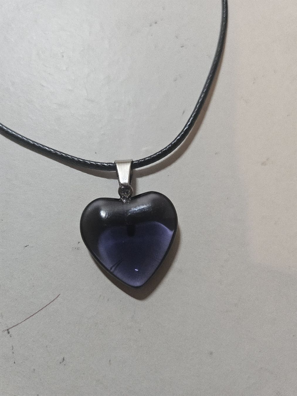 Catenine: collier coeur violet – Nuovo (secondo la descrizione) da Senèdes venduto da hen_fw8b