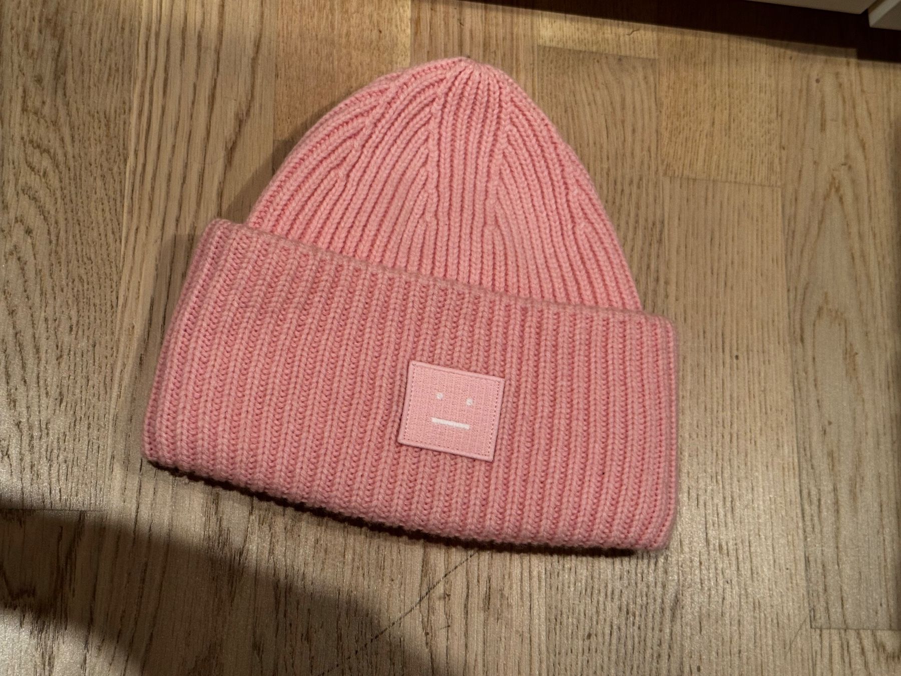 Hüte, Mützen & Caps: Acne Studios Beanie in Pink – Gebraucht aus Meilen von Emma_321 1