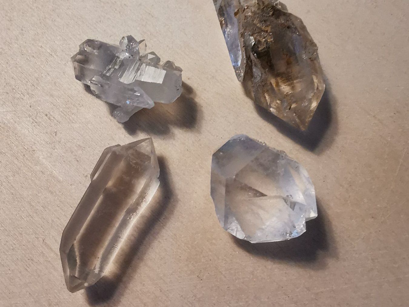 Minerali & Pietre curative: 4 interessante Kristallstufen / Doppelender – Nuovo e nell'imballaggio originale da Dierikon venduto da Buntspecht-10 1