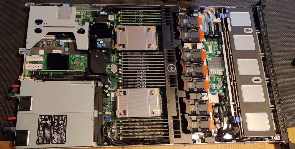 Dell Serveurs: 768GB RAM DDR4 - Dell PowerEdge R630 Server – D'occasion à Dietikon par mar_9qqw