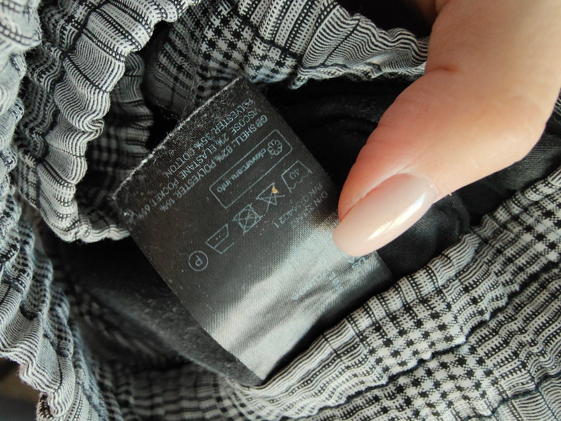 Pantaloni: Herren Hosen - Grösse S – Usato da Rickenbach b. Wil venduto da Kth_v8 7