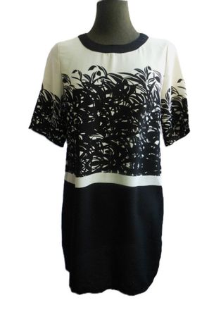 ca.Gr. 40 s.Masse Kleid leicht creme/schwarz kurz ARKITECT