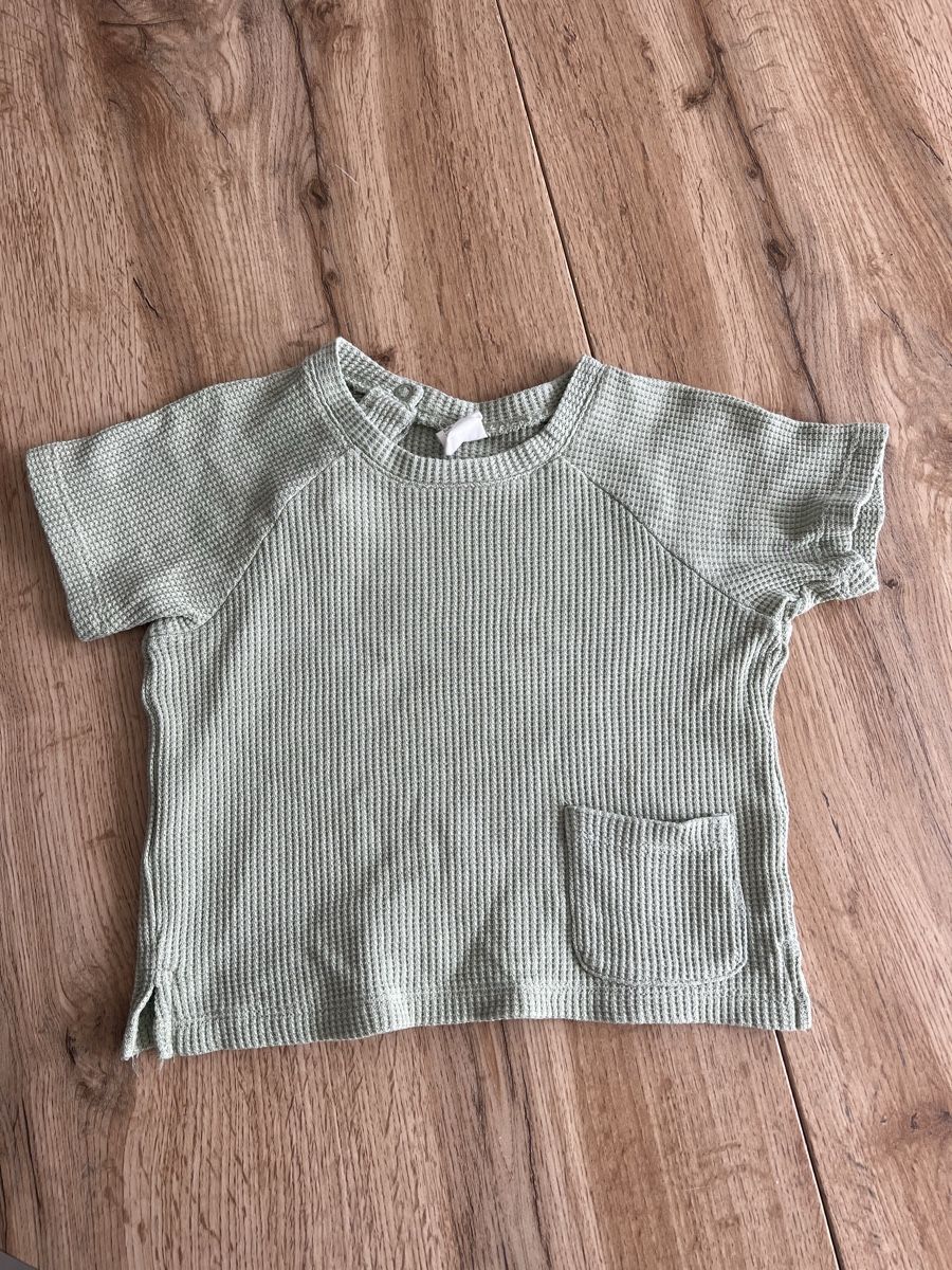 Camicie, Top & T-shirt: T-Shirt Gr. 74 – Nuovo (secondo la descrizione) da Kloten venduto da tyrael93