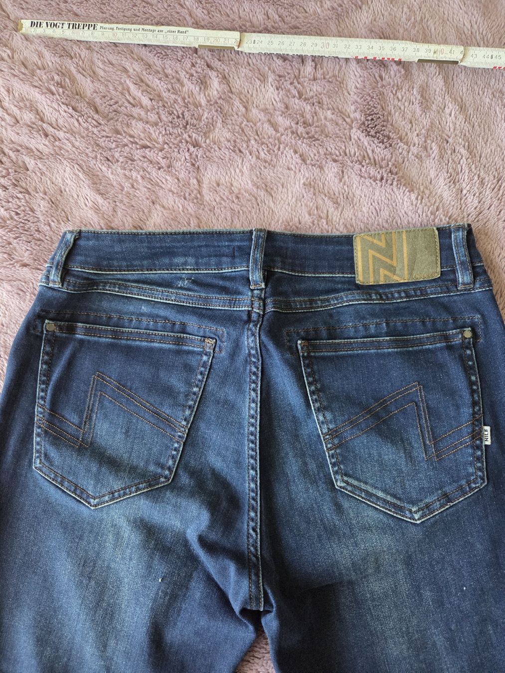 Nile Jeans: Nile Jeans Gr M – Usato da Wettingen venduto da Arpad04 2