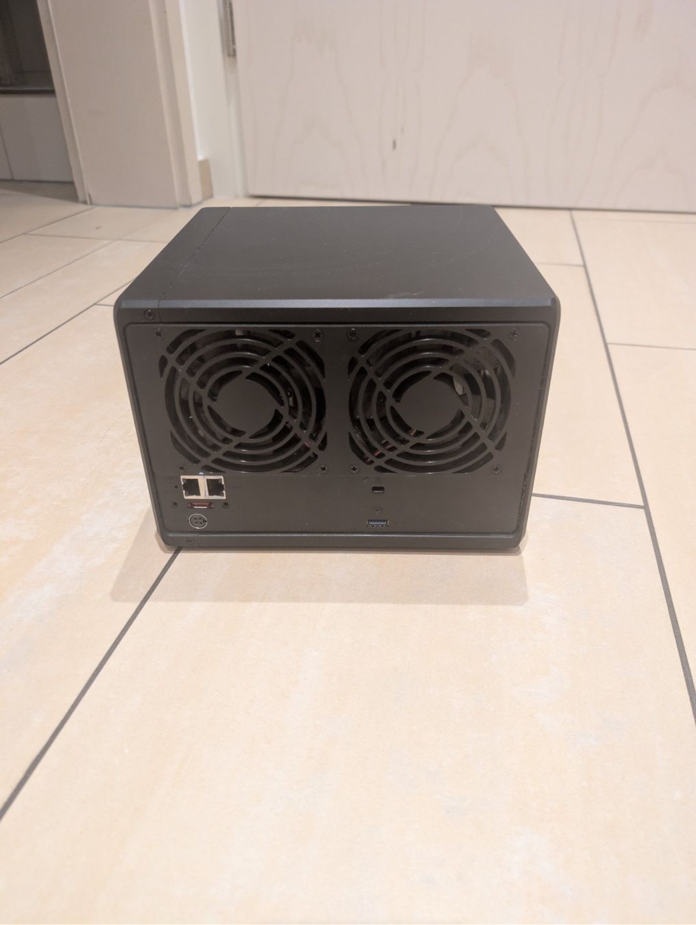 Synology Server: Synology DS1019+ , 8GB,  4k HW-encoding – Gebraucht aus Frauenfeld von Tylerdurd4 1