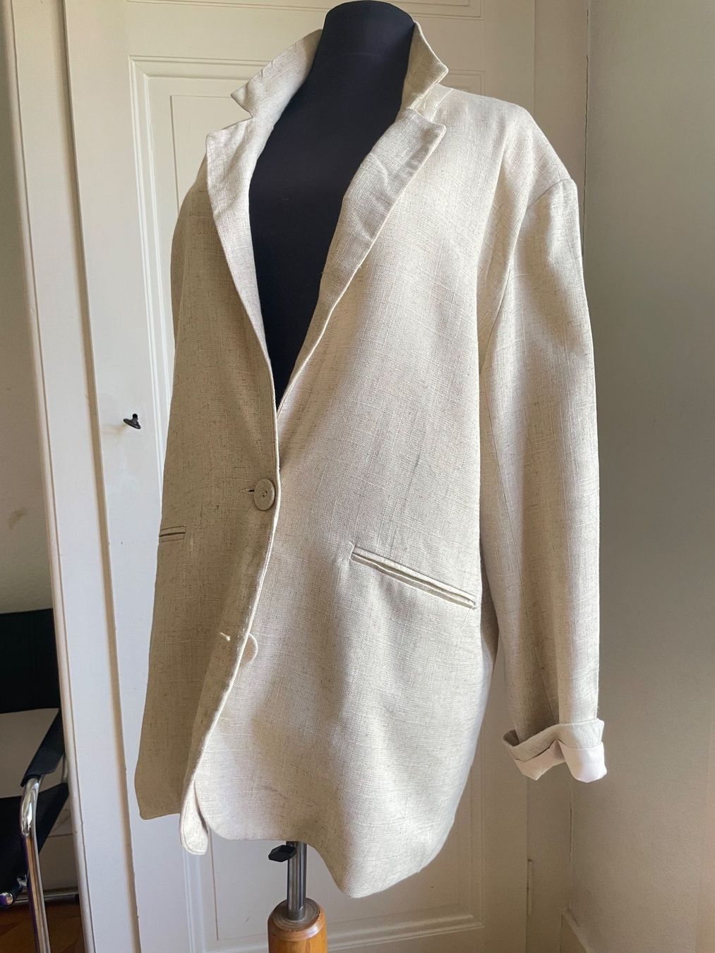 Shein Jacken: Oversized beige linen blazer (S-L) – Gebraucht aus Genève von lailas_things