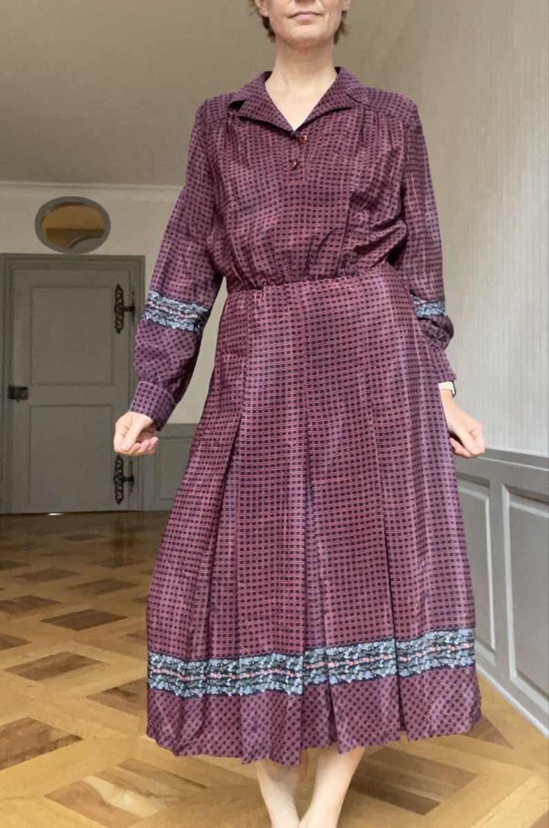 Vestiti: Robe vintage longue juste magnifique – Usato da Fribourg venduto da Mymikrakra01 1