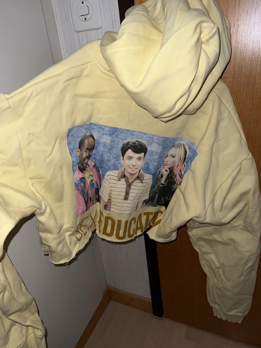 Pull&Bear Maglioni & Felpe: Sex Education Pull&Bear Hoodie – Usato da Wolhusen venduto da Mooninx 2