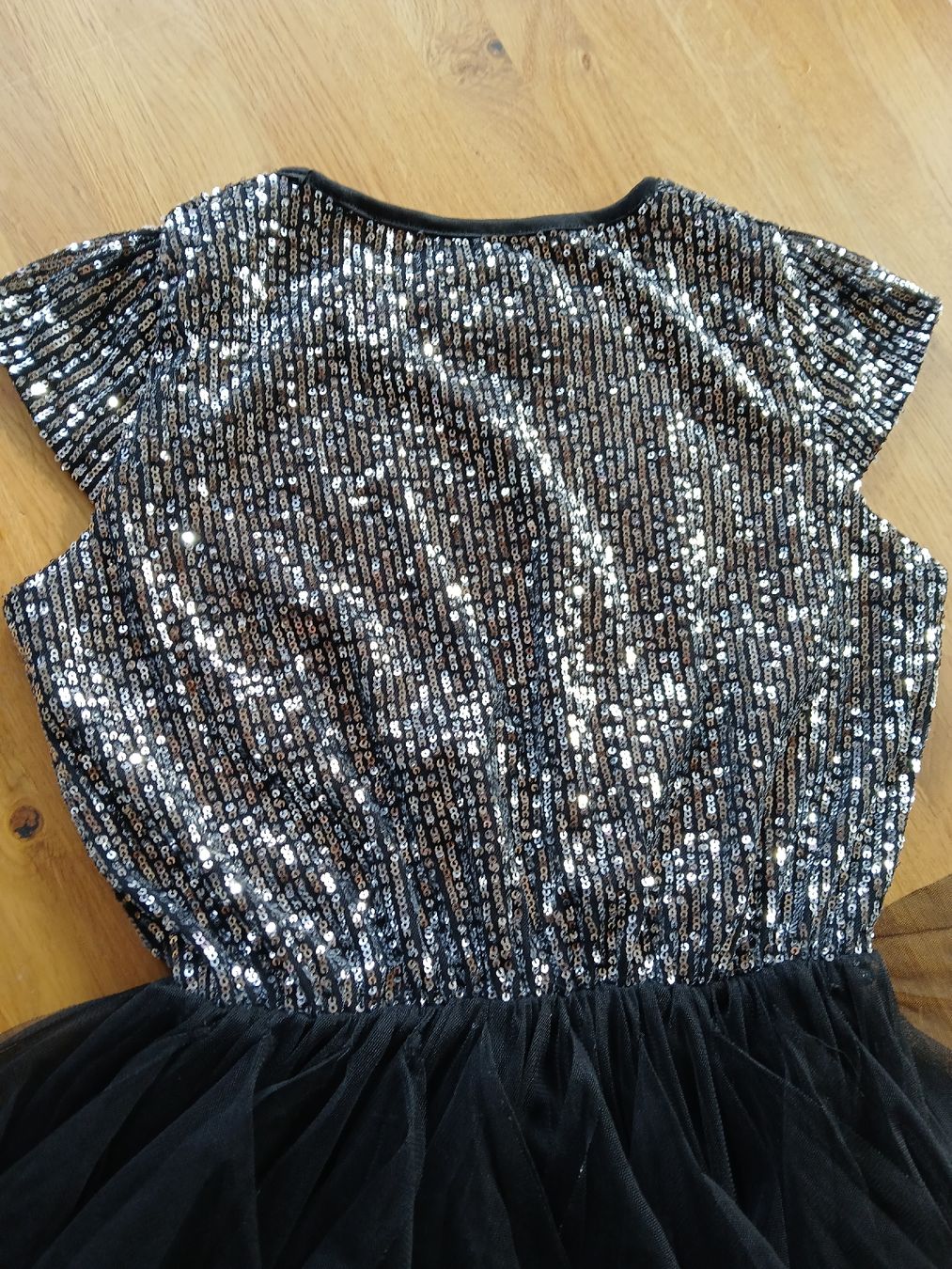 Vestiti & Gonne: Schwarzes Tüllkleid mit Pailletten – Usato da Kleindöttingen venduto da Christina22 5