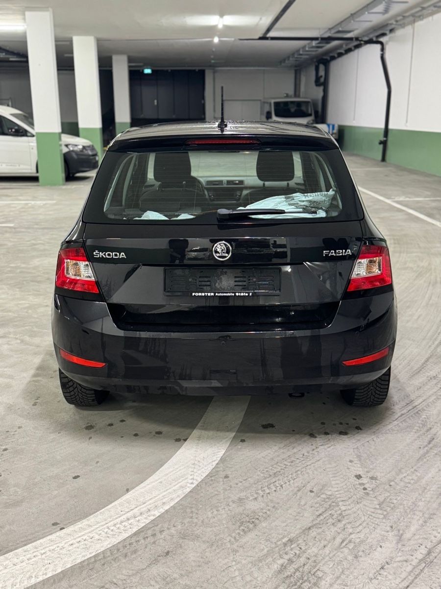 Skoda Automobili: Skoda Fabia Ambition 1.0 TSI – Usato da Herisau venduto da gllmjtuig 3