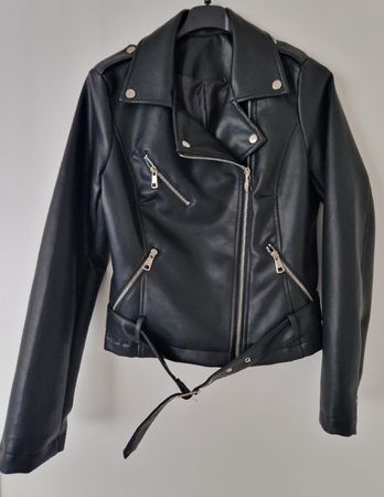 VESTE EN SIMILICUIR
