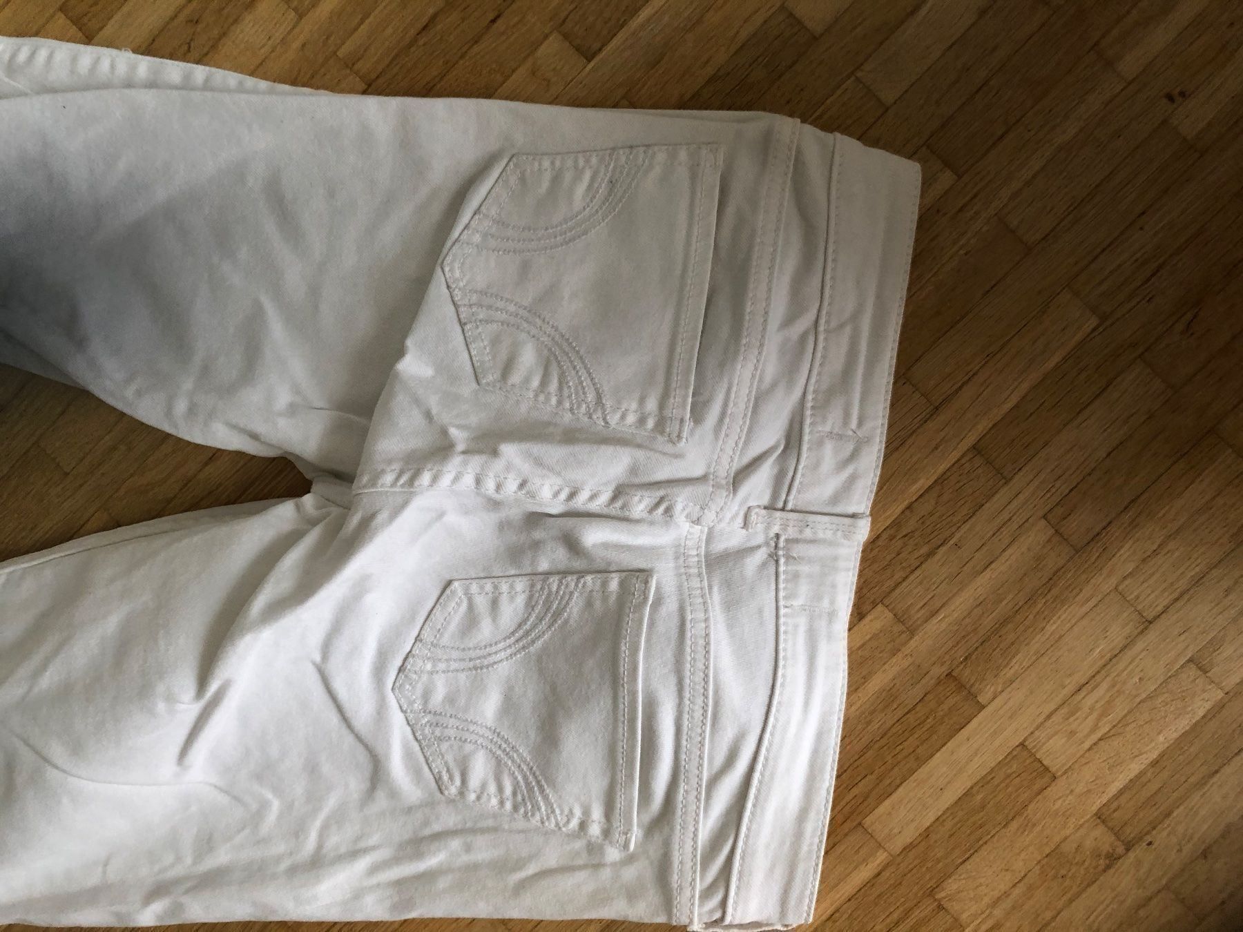 Jeans: Jeans Hollister Grösse 27 – Usato da Lupsingen venduto da sta_wgg5 3