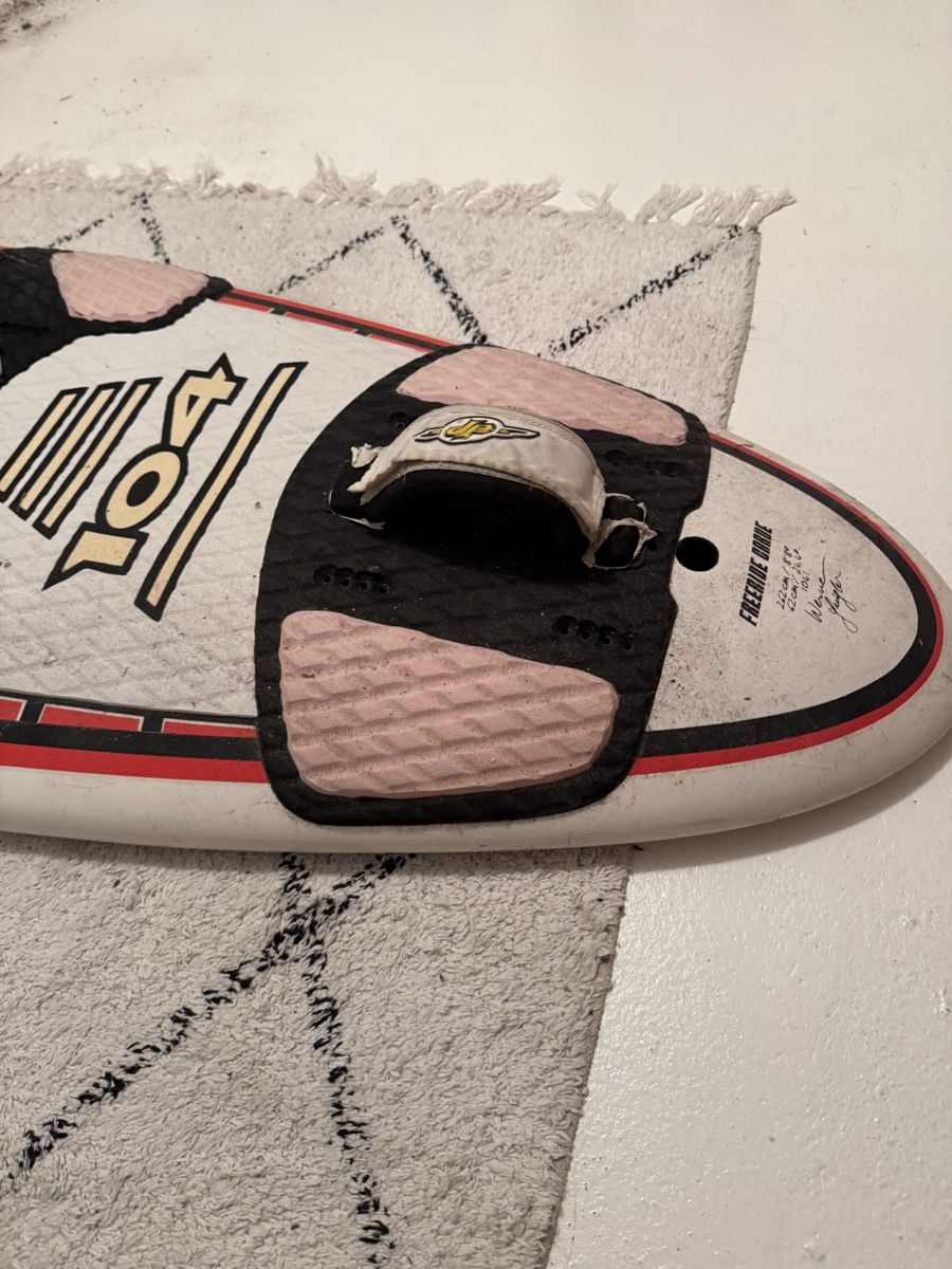 Surfboards & Schwimmbrette: Windsurfbrett JP 104 Freeride Wave Board gebraucht – Gebraucht aus Wettingen von mic_9b2y 9
