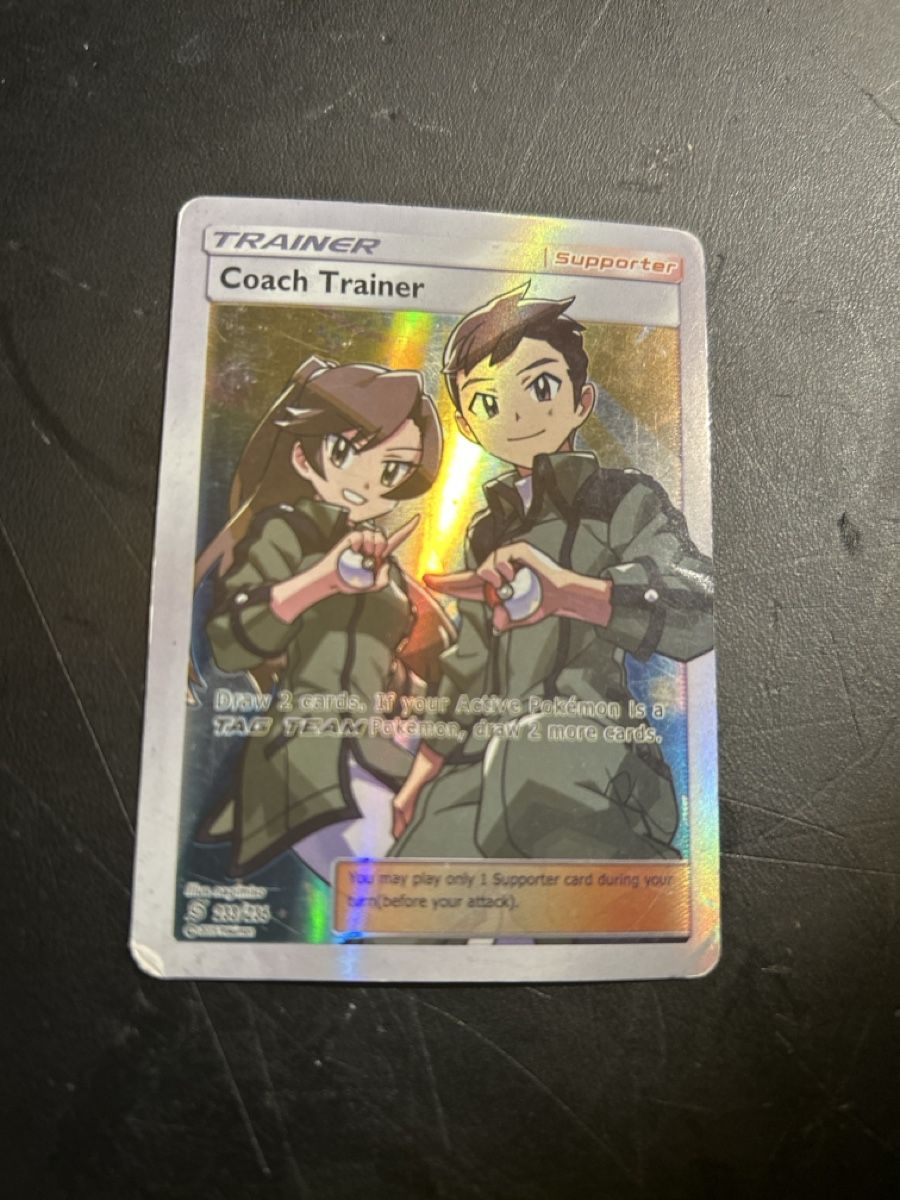 Pokémon Carte collezionabili: Coach Trainer (Full Art, 233/236) – Usato da Emmenbrücke venduto da anisla