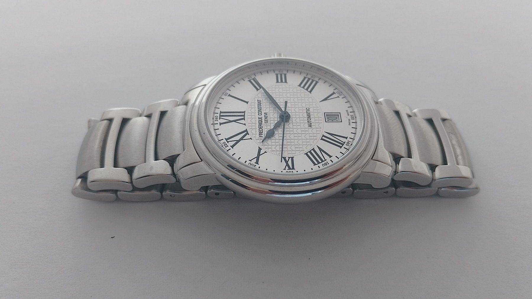 Frederique Constant Uhren: Frederique Constant Classics Automatic | Top Zustand – Gebraucht aus Basel von Givens_Watches 1