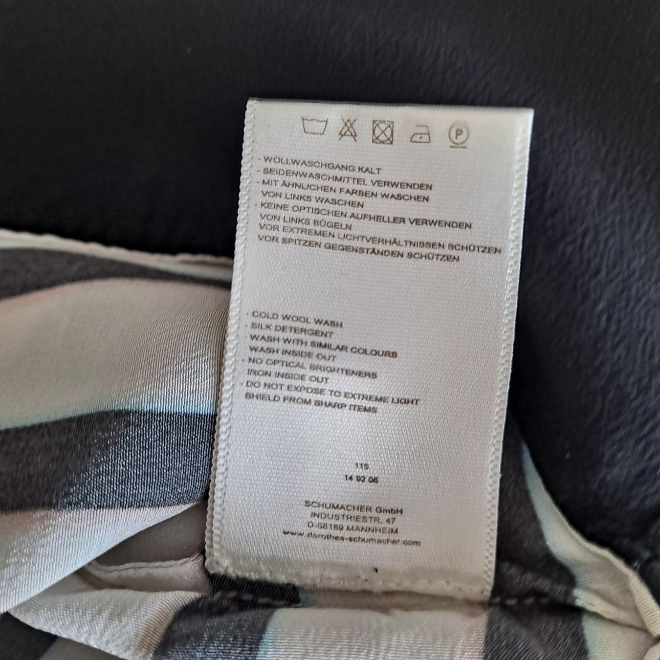 Dorothee Schumacher Top: Dorothee Schumacher Seidenbluse Top Gr. 2, 36 – Usato da Liestal venduto da Mas-Y-Mas 4
