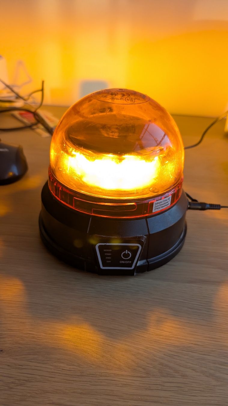 Lampade: GRANIT Akku-LED-Rundumleuchte. – Usato da Thun venduto da Phoenizier22 1