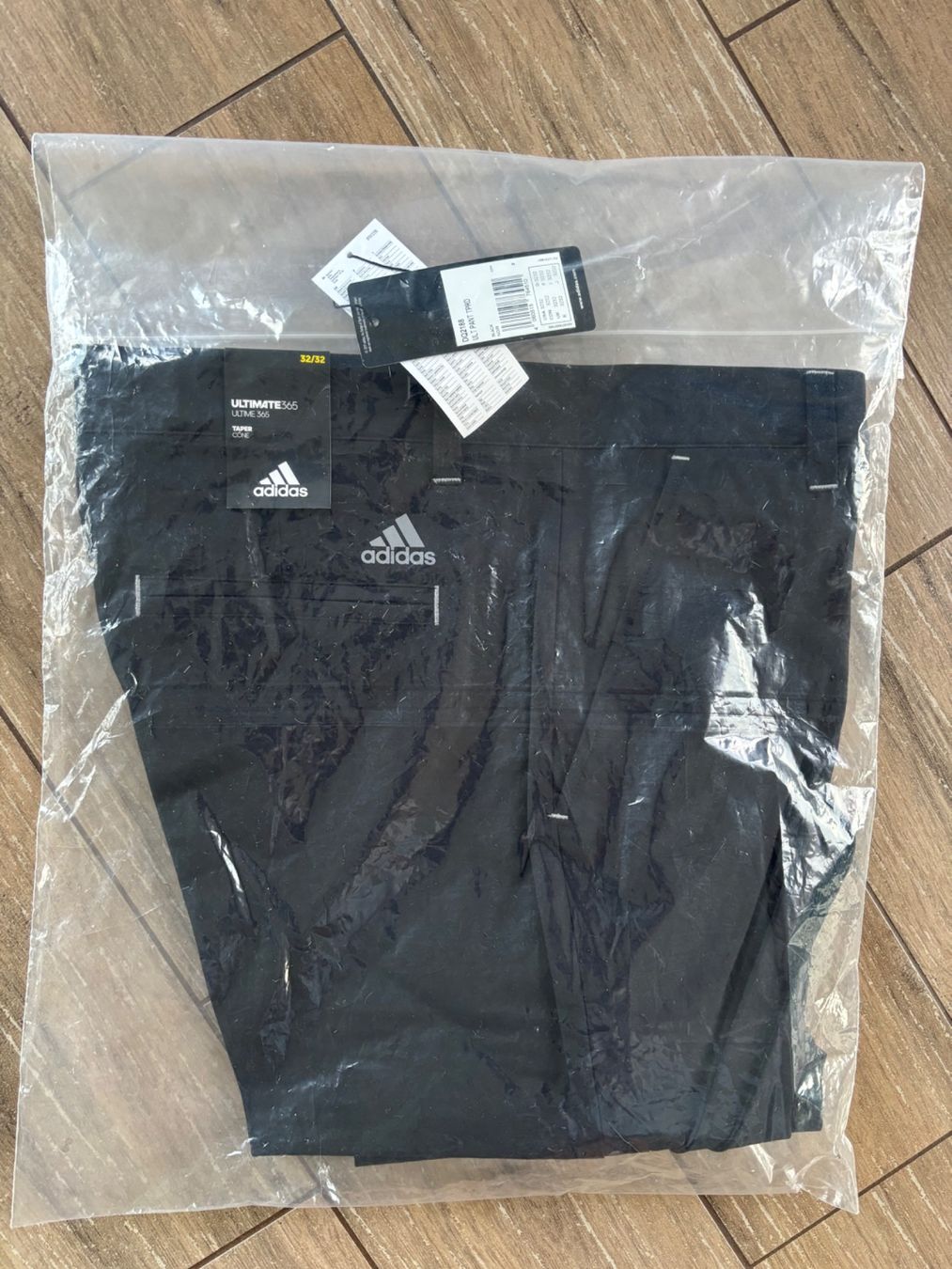 Adidas Pantaloni: 32/32_adidas golf_NEU_LP 90 sfr – Nuovo e nell'imballaggio originale da Versegeres venduto da kista 1