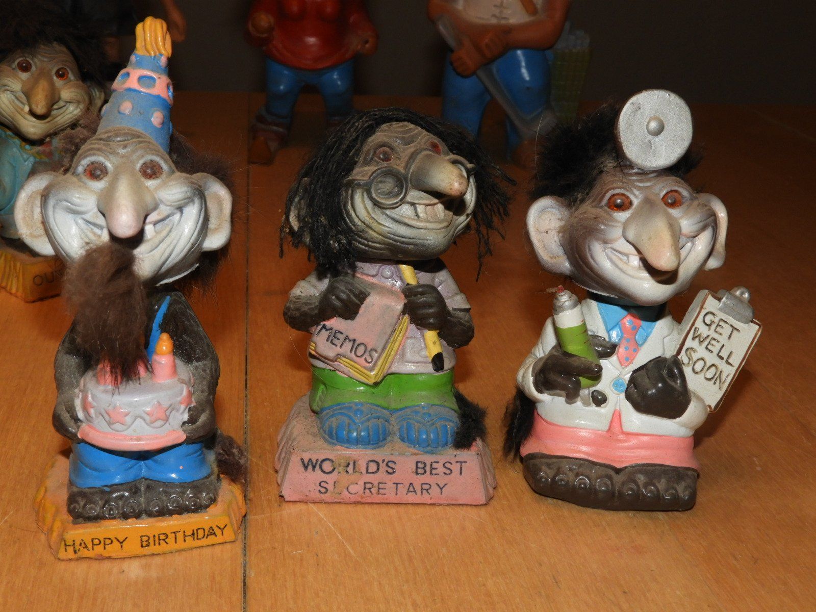 Statuette: HEICO TROLL ODER "R" mit eckige Plattli als Marke 3. PAKET – Usato da Ettingen venduto da troll-mutter 8