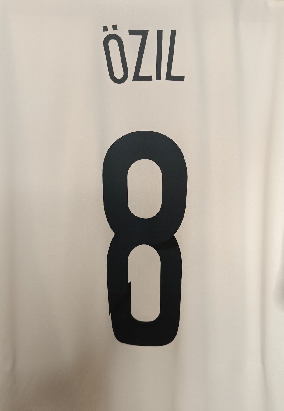Adidas Canottiere & Pantaloni: OZIL #8 Original Germany 2014 Final World Cup Trikot – Usato da St-Léonard venduto da SwissDealsJersey 4