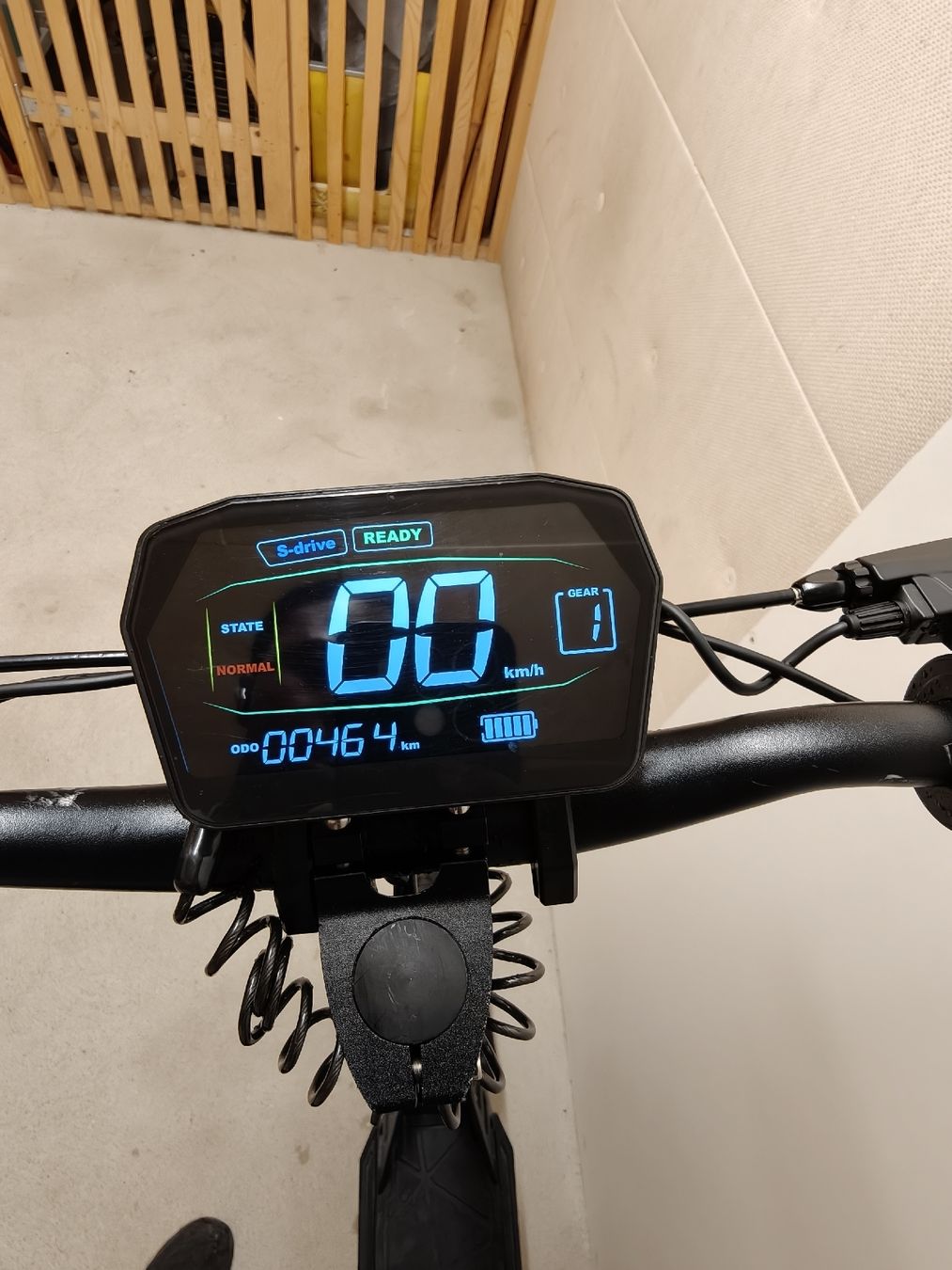 Kickboard: E-Scooter G2 500W Schwartz  – Usato da Ennetbaden venduto da DBN89 9
