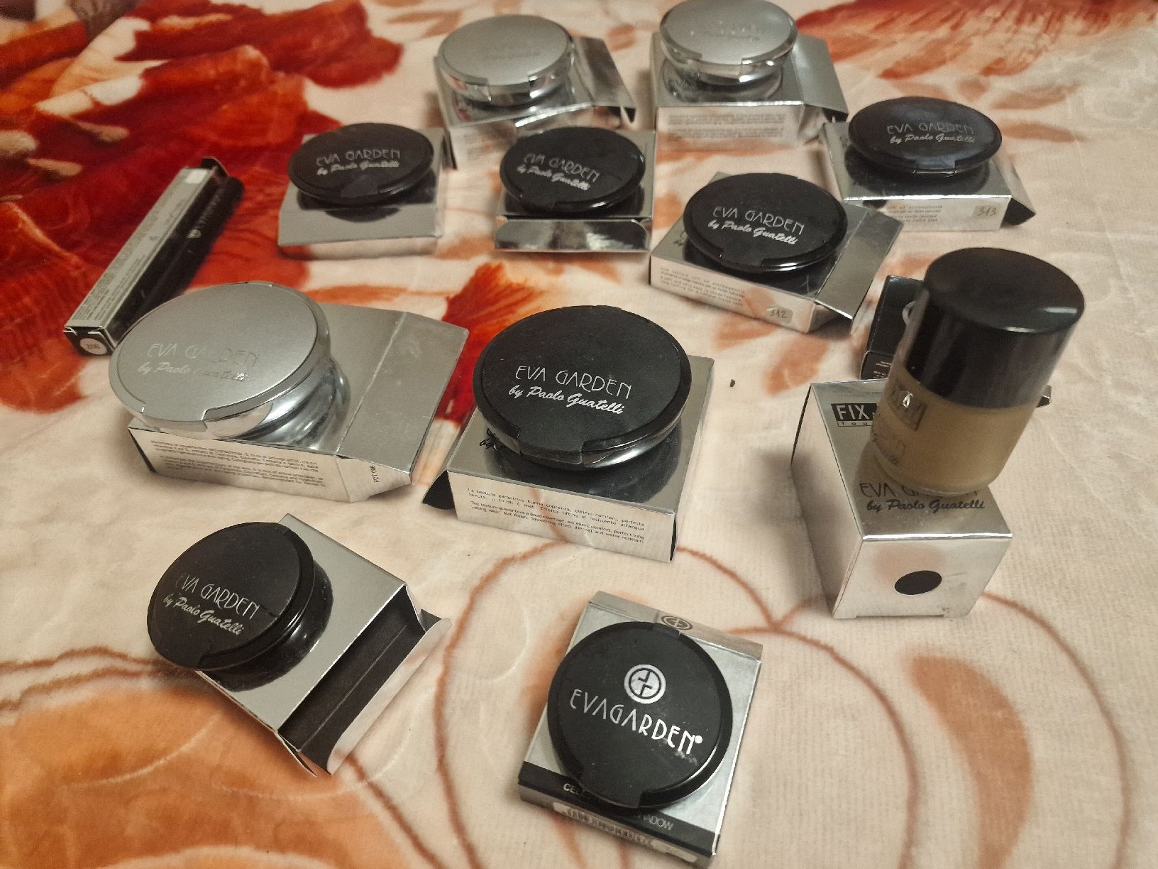 Make-up: Eva Garden Makeup Bundle, Various Products - Great Value! – Nuovo (secondo la descrizione) da aarau venduto da judn 2