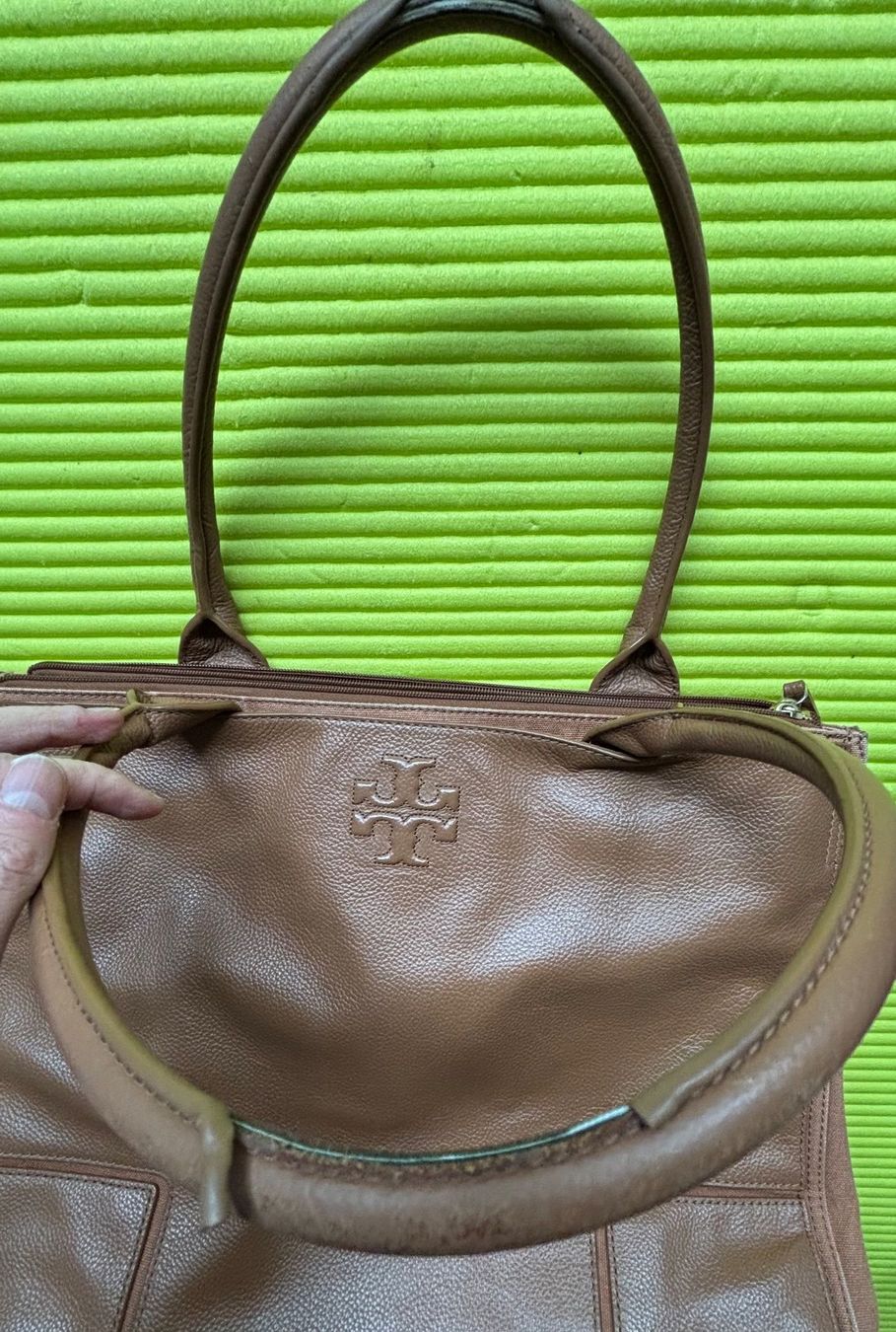 Tory Burch Borse da donna: Tory Burch Tote Bag in Braun – Usato da Stallikon venduto da Rsiri 7