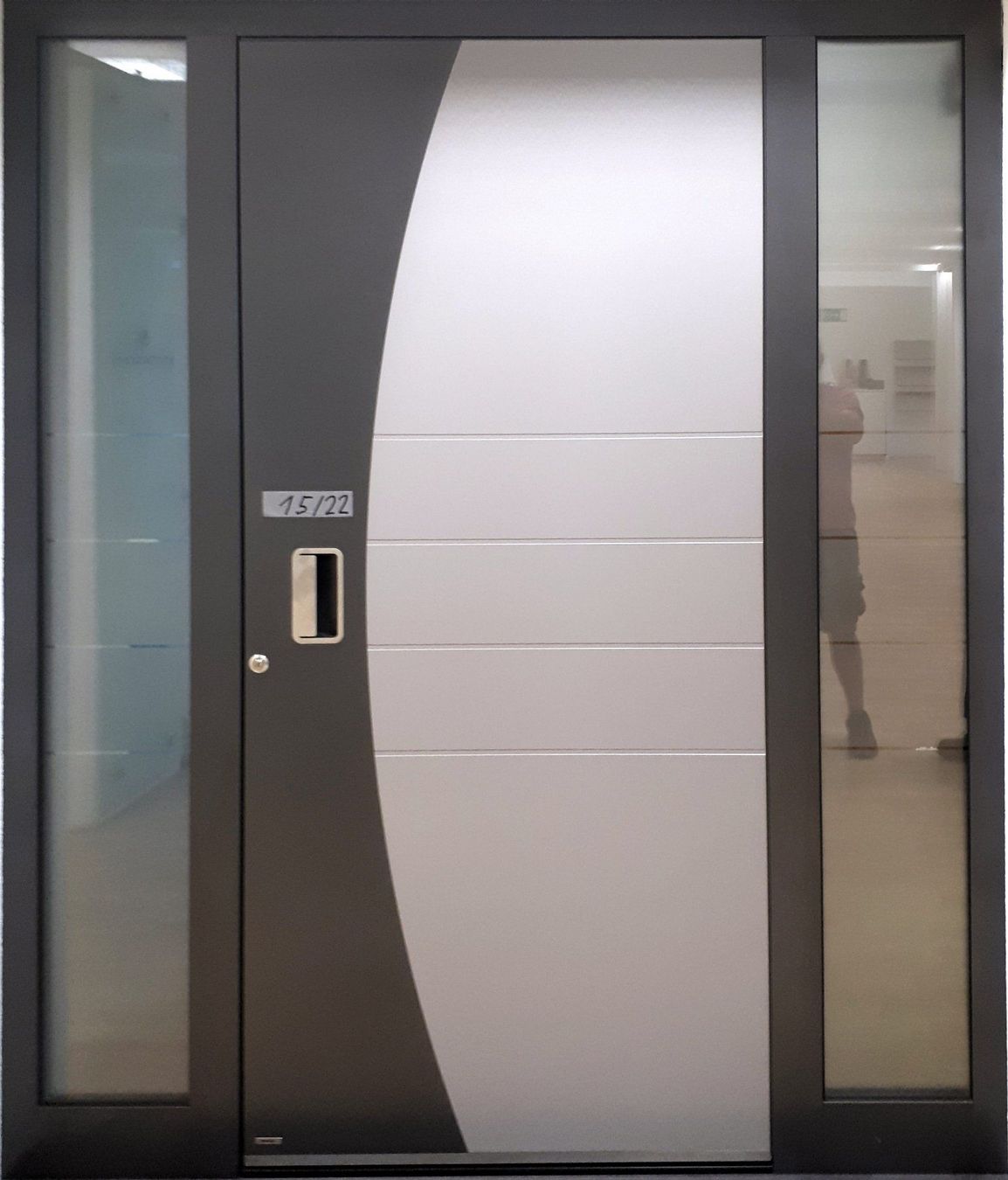 Porte: HAUSTÜRE, ALUMINIUM 15/22 – Nuovo (secondo la descrizione) da Müllheim Dorf venduto da Feuer6 3