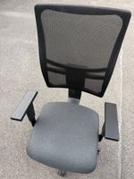 Ergonomischer Bürostuhl – neuwertiger Zustand 