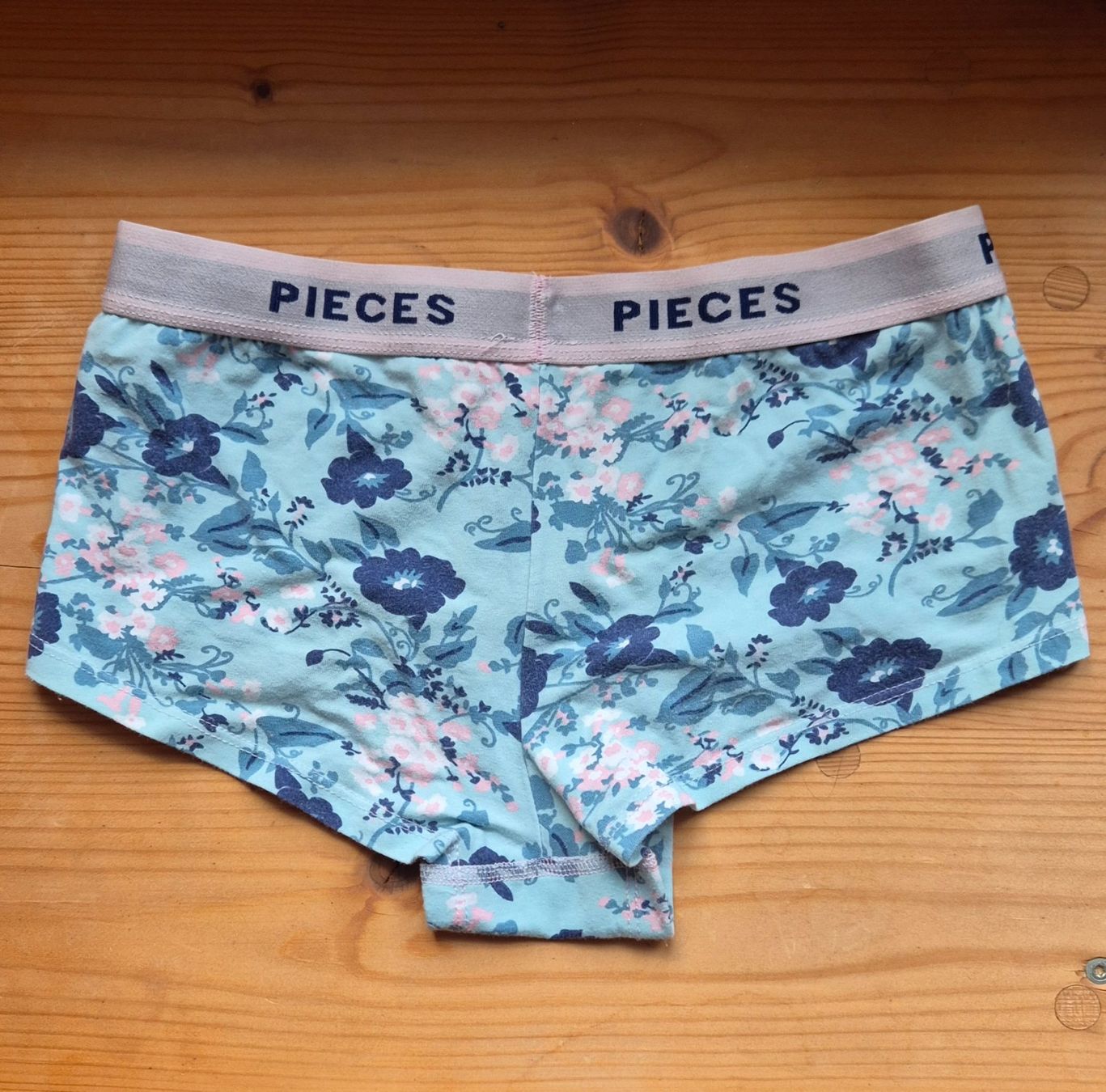 Pieces Altra biancheria intima: Boxer/Panty Pieces – Usato da Biel/Bienne venduto da szundel 1