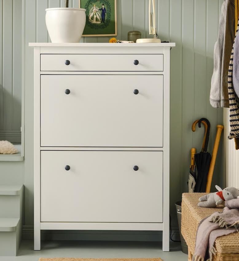 Ikea Armadi: IKEA Hemnes Shoe Cabinet - good condition – Usato da Luzern venduto da boo_z52z 1