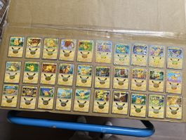 Alle 30 Pikachu von 30th Celebration Englisch