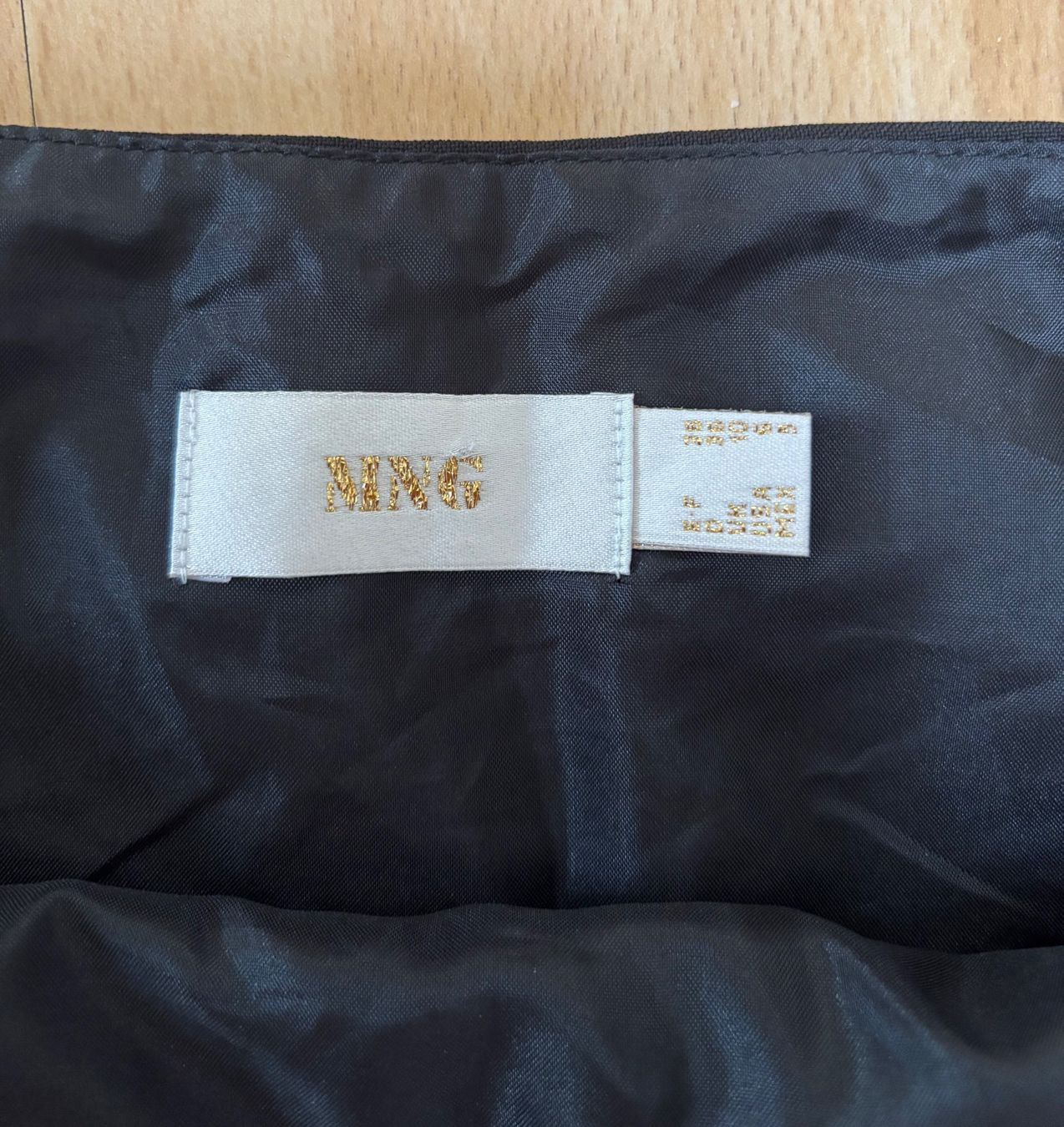 Mango Gonne: Mango - MNG - Rock mit schmalem Gürtel - Grösse 36 – Usato da Zofingen venduto da Justizia_01 4