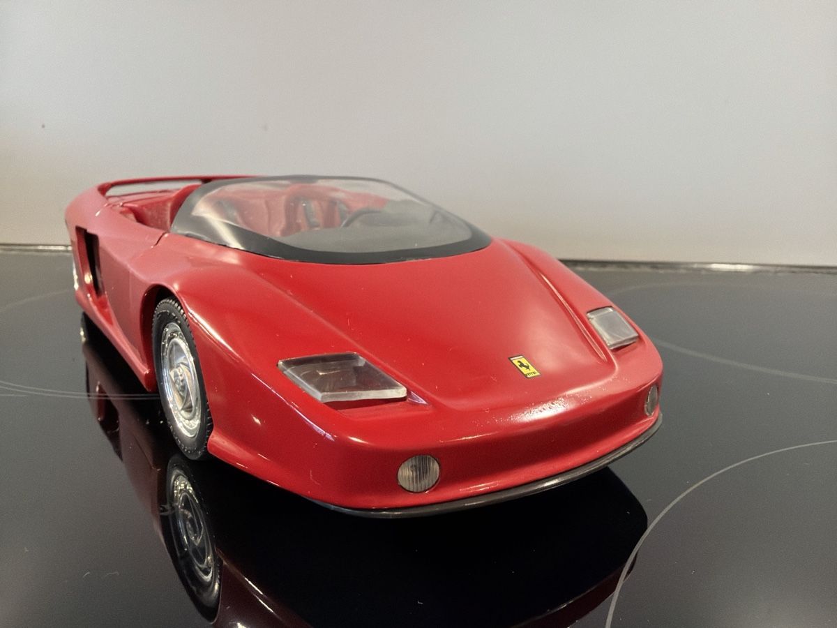 Revell Modellini d'auto: Ferrari Mythos - 1/18 - Revell – Usato da Wolfwil venduto da Rolex1 5