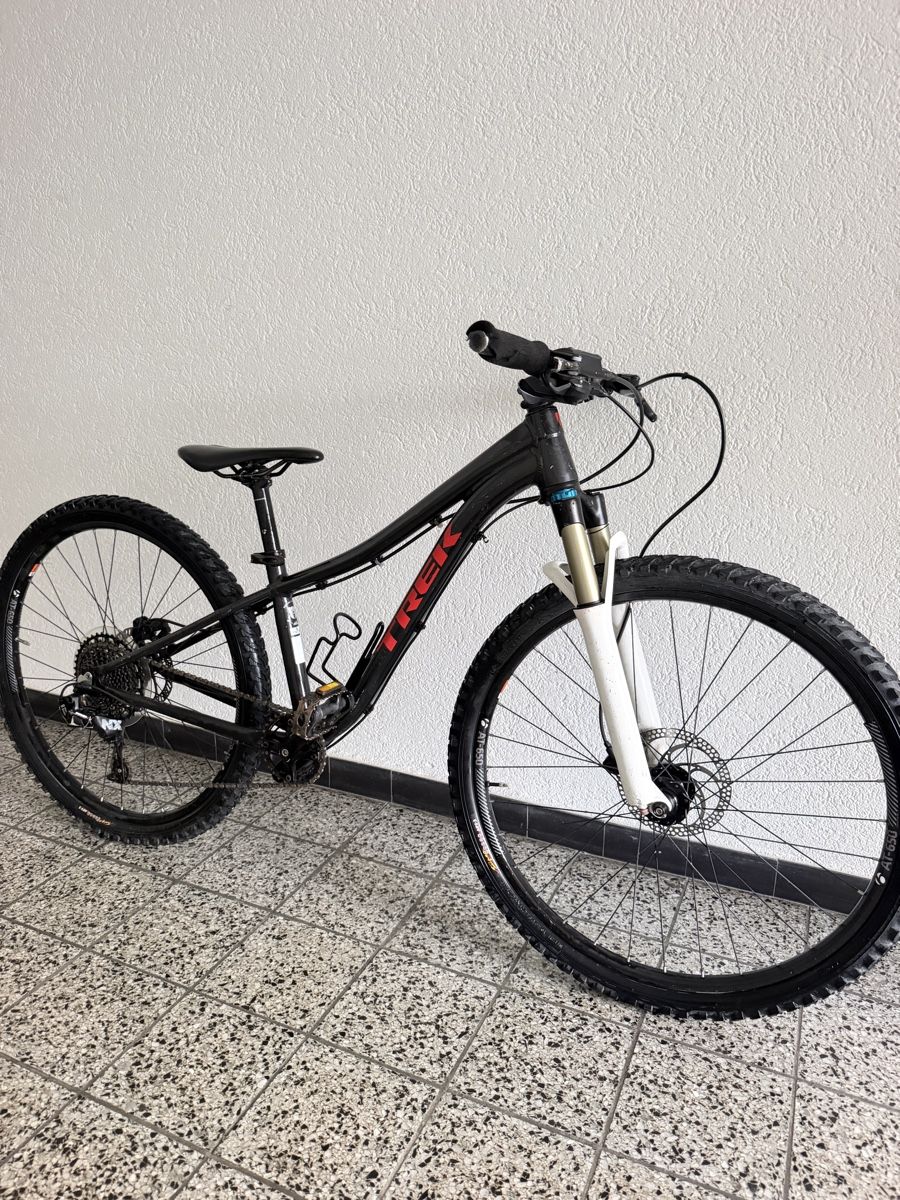 Trek Biciclette: Trek Superfly 26 Zoll S – Usato da Stansstad venduto da 91PD 1
