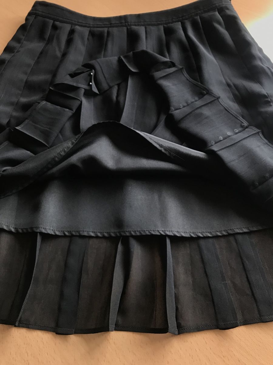 Sandro Gonne: Jupe noire SANDRO, taille 1, neuve avec étiquette – Nuovo e nell'imballaggio originale da Morges venduto da sandy069 4