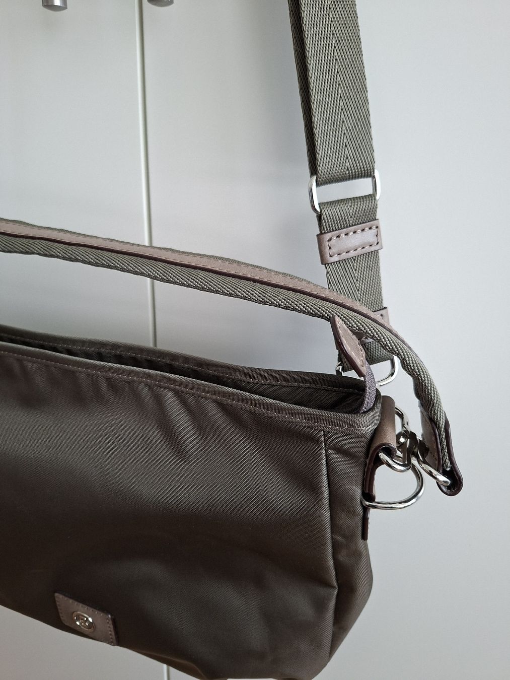 Bogner Borse: Bogner Umhängetasche – Nuovo (secondo la descrizione) da Fehraltorf venduto da pilzsuppe 1
