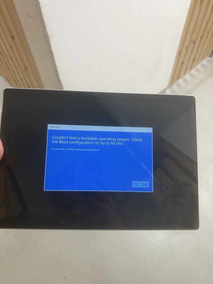 Microsoft Tablettes PC: Microsoft Surface Pro 1796 128GB   – D'occasion à Oensingen par aziri123 3