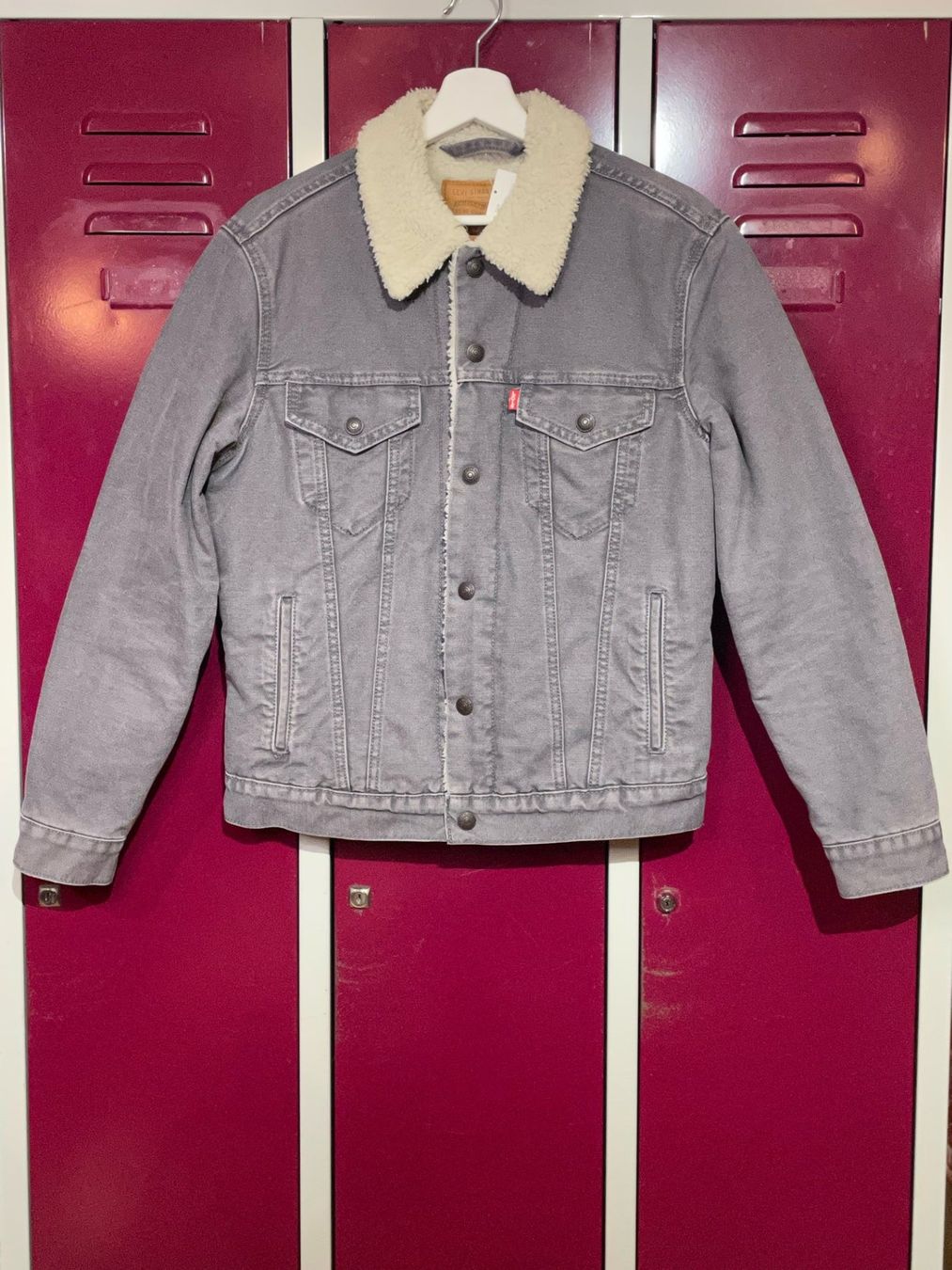 Levi's Giacche: LEVI'S SHERPA DENIM JACKET SZ: S – Usato da Cortaillod venduto da Stay_Alive_vintage