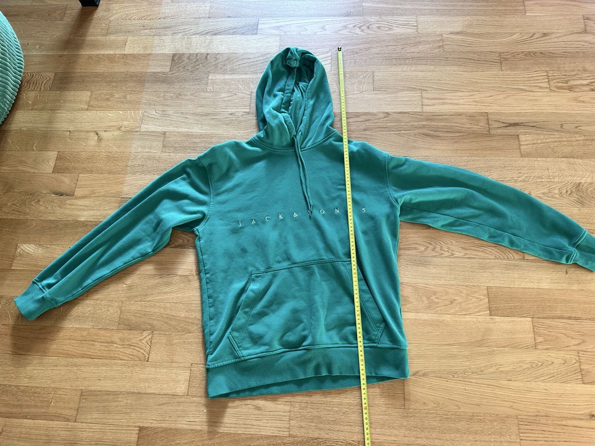 Jack & Jones Pulls & Sweat-shirts: Jack Jones Kapuzenpullover Grösse L gebraucht mit Pilling – D'occasion à Buchs SG par Rachelsteiner