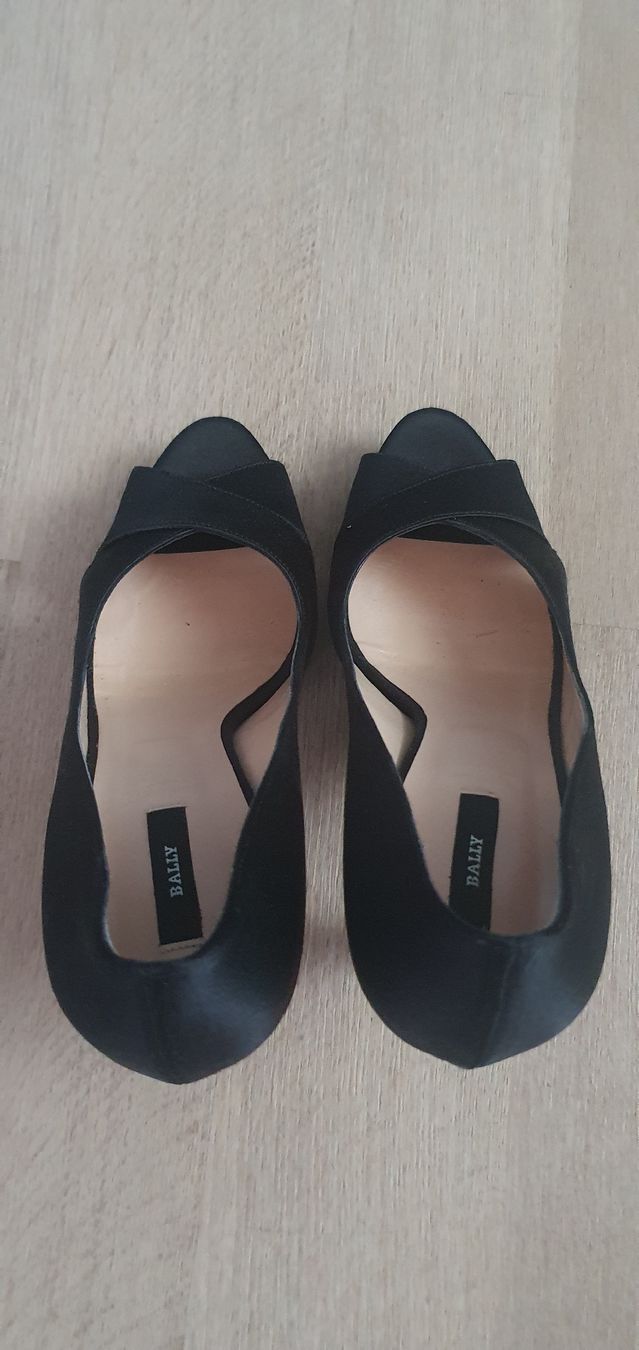Bally Scarpe da donna: Escarpins en soie Bally – Usato da Echallens venduto da Sabi_c_dzh 9