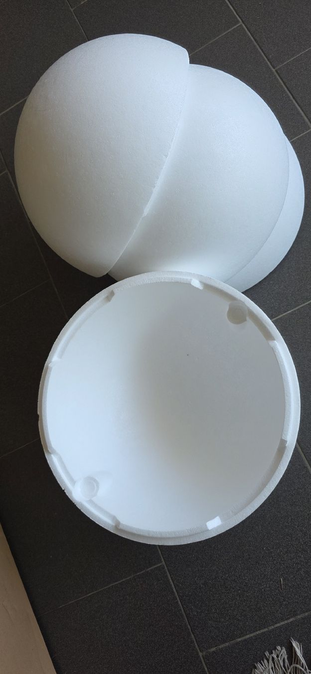 Tutte le decorazioni: Styropor-Halbkugel weiss Ø 40cm – Nuovo (secondo la descrizione) da Waltenschwil venduto da MaPe7175 1