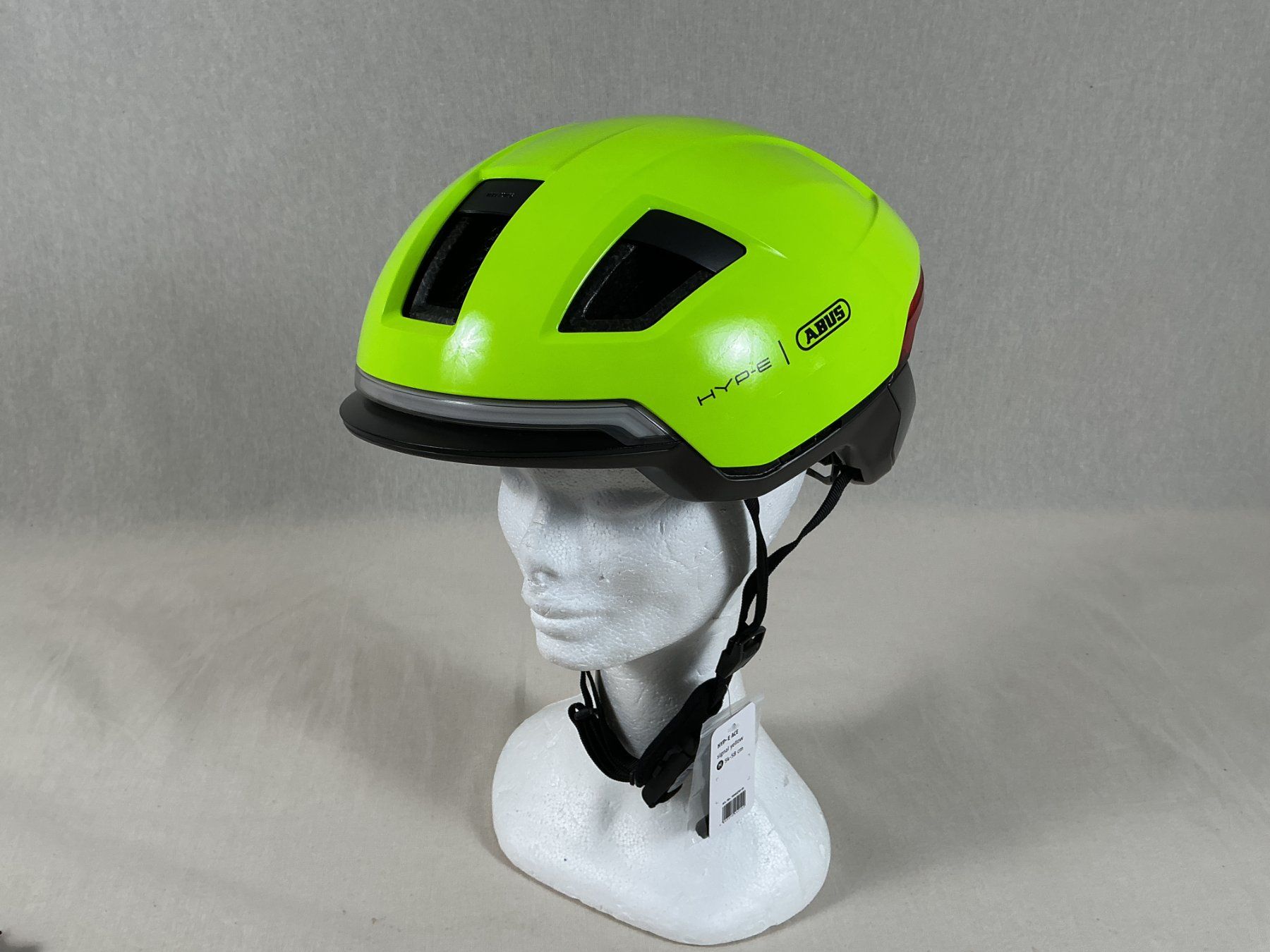 Abus Helme: ABUS HYP-E Ace Helm M 54 - 58 cm – Neu (gemäss Beschreibung) aus Richterswil von Restwert_Richterswil 9
