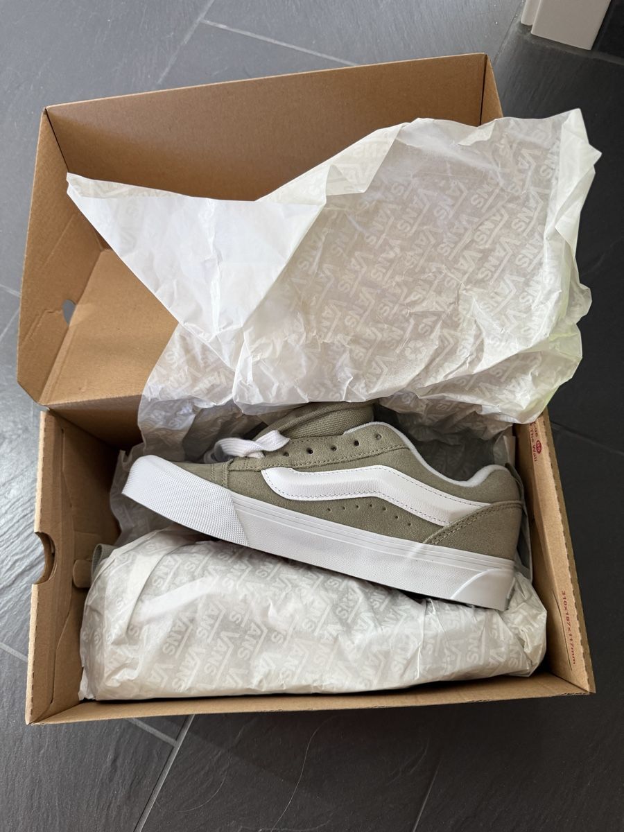 Vans Scarpe da uomo: Vans Schuhe Grösse 38 – Nuovo e nell'imballaggio originale da Hinwil venduto da lui_cdb5